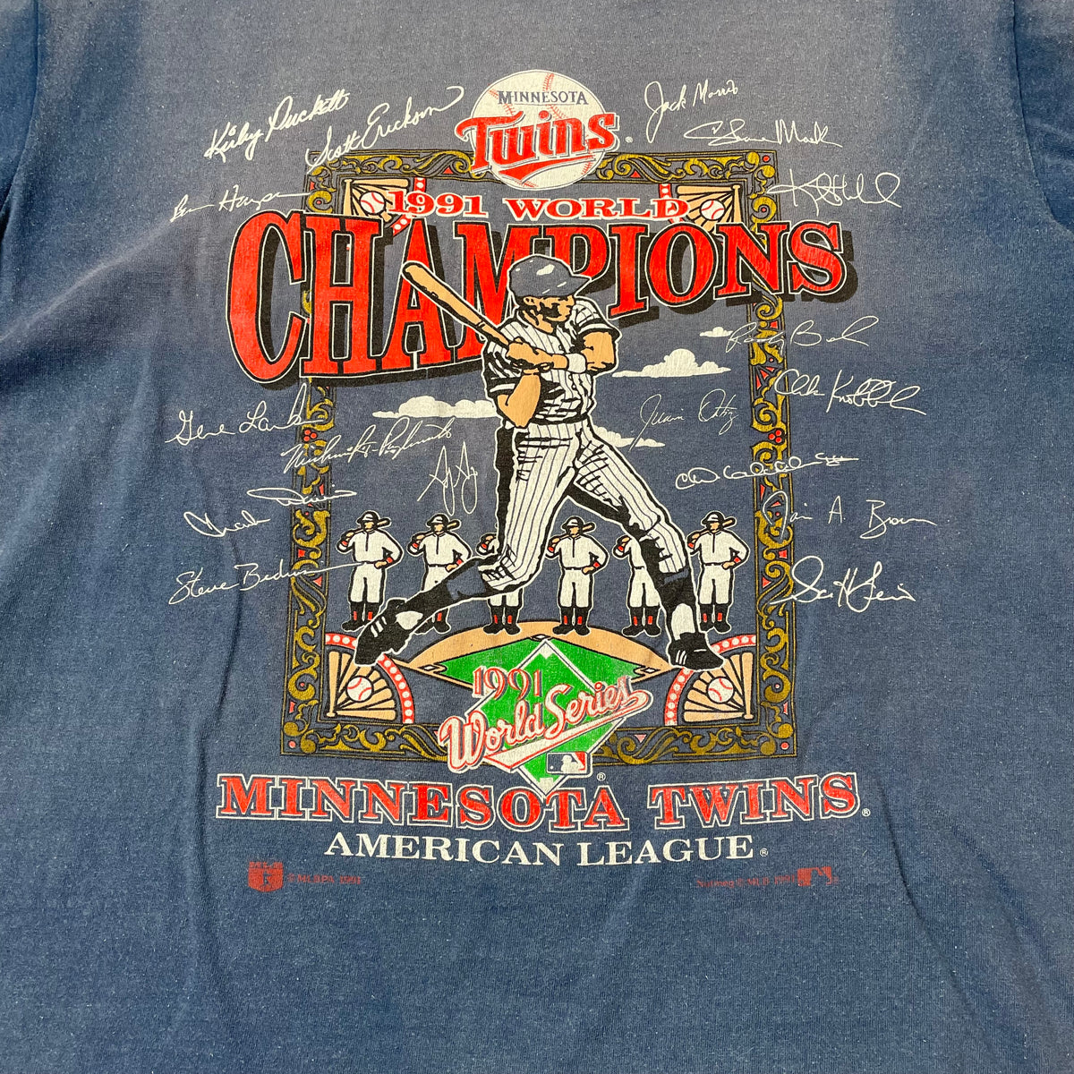 (M) Vintage 1991 Nutmeg Twins Baseball Tshirt faded Blue Single Stitch